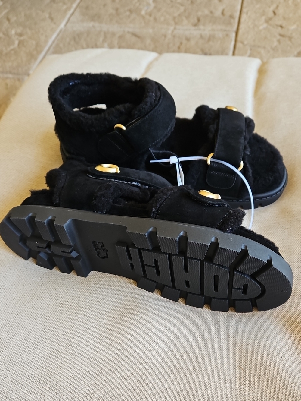 Coach Brynn Sporty Sandal Black Suede Sherling Fur Lined Lug Sole Double Strap - Picture 6 of 9